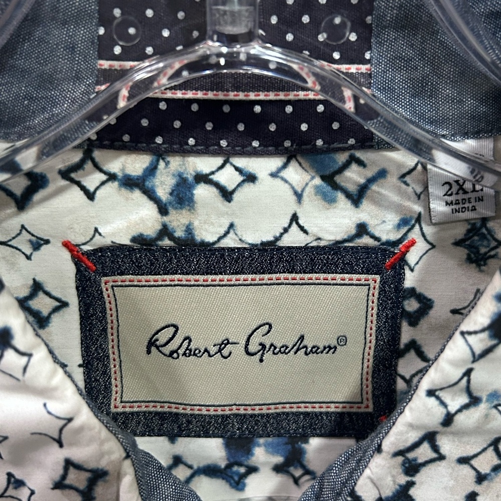 Robert Graham - Picture 2 of 5